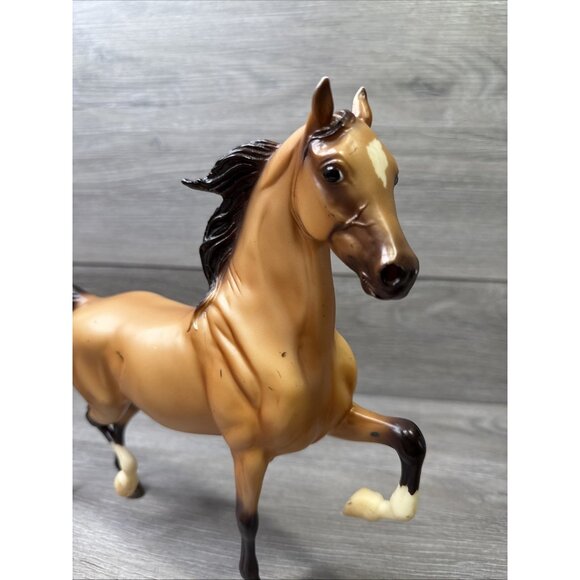 Breyer Madison Avenue 2004-2007 #1179 National Show Horse - Picture 2 of 16